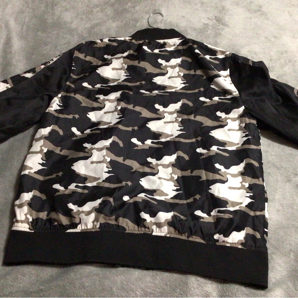Camo Jacket - Picture 4 of 14